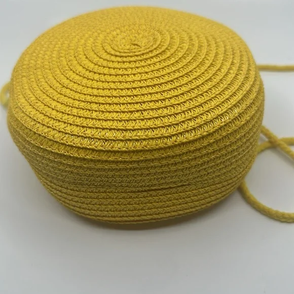 Cute Yellow Woven Circle Shoulder Bag - Picture 6 of 8